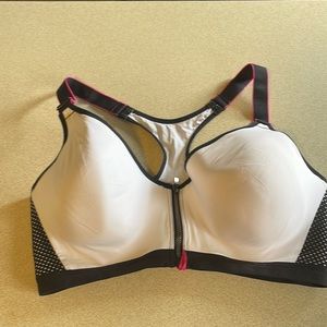 Maidenform 38DD Sports Bra Zip Front